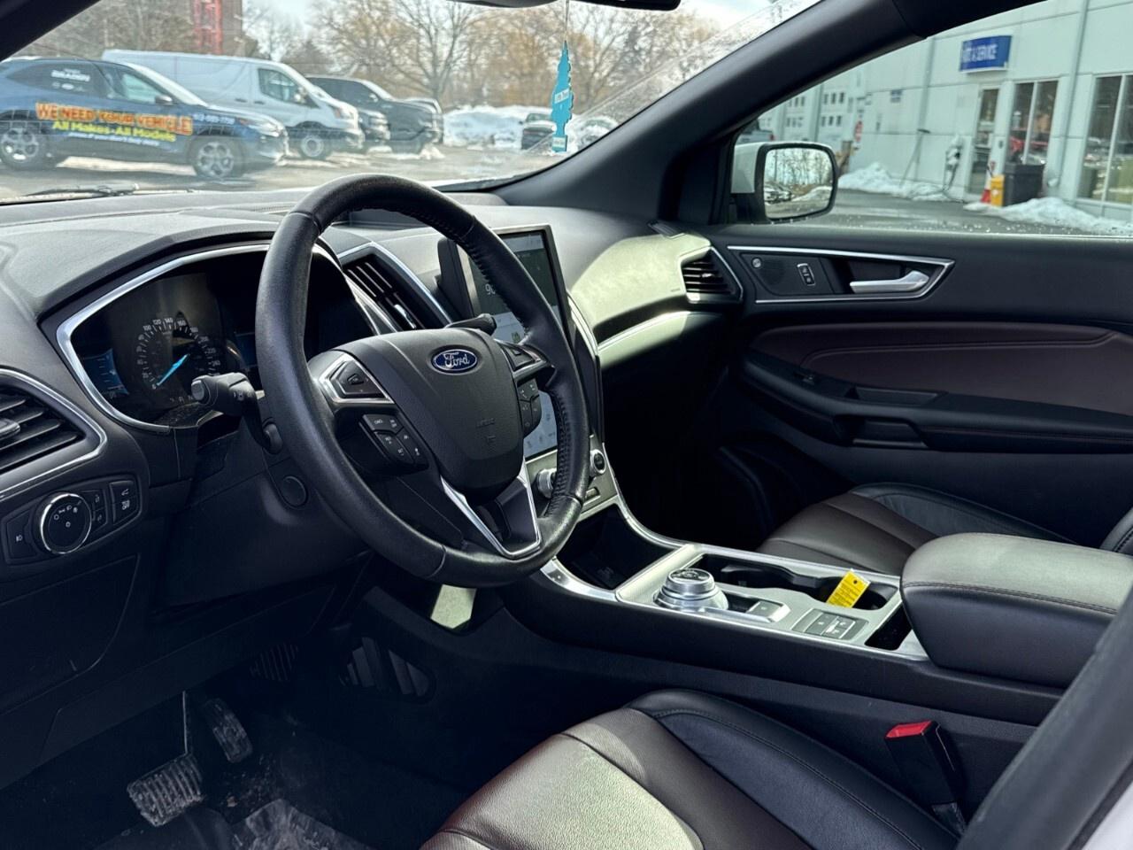 2021 Ford Edge TITANIUM   AWD   ELITE PKG   TOW PKG Photo