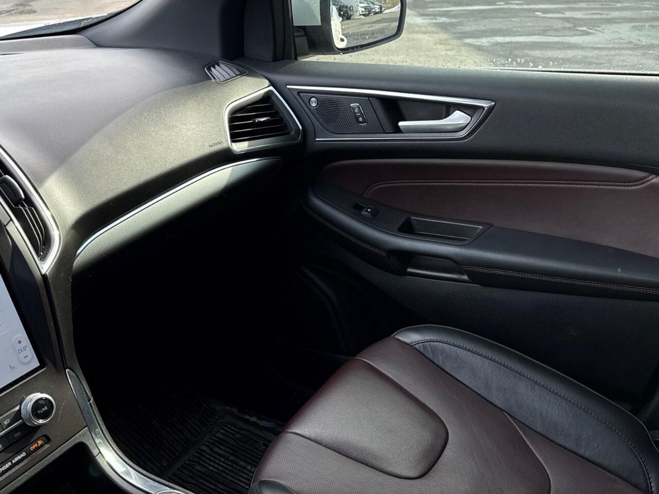 2021 Ford Edge TITANIUM   AWD   ELITE PKG   TOW PKG Photo