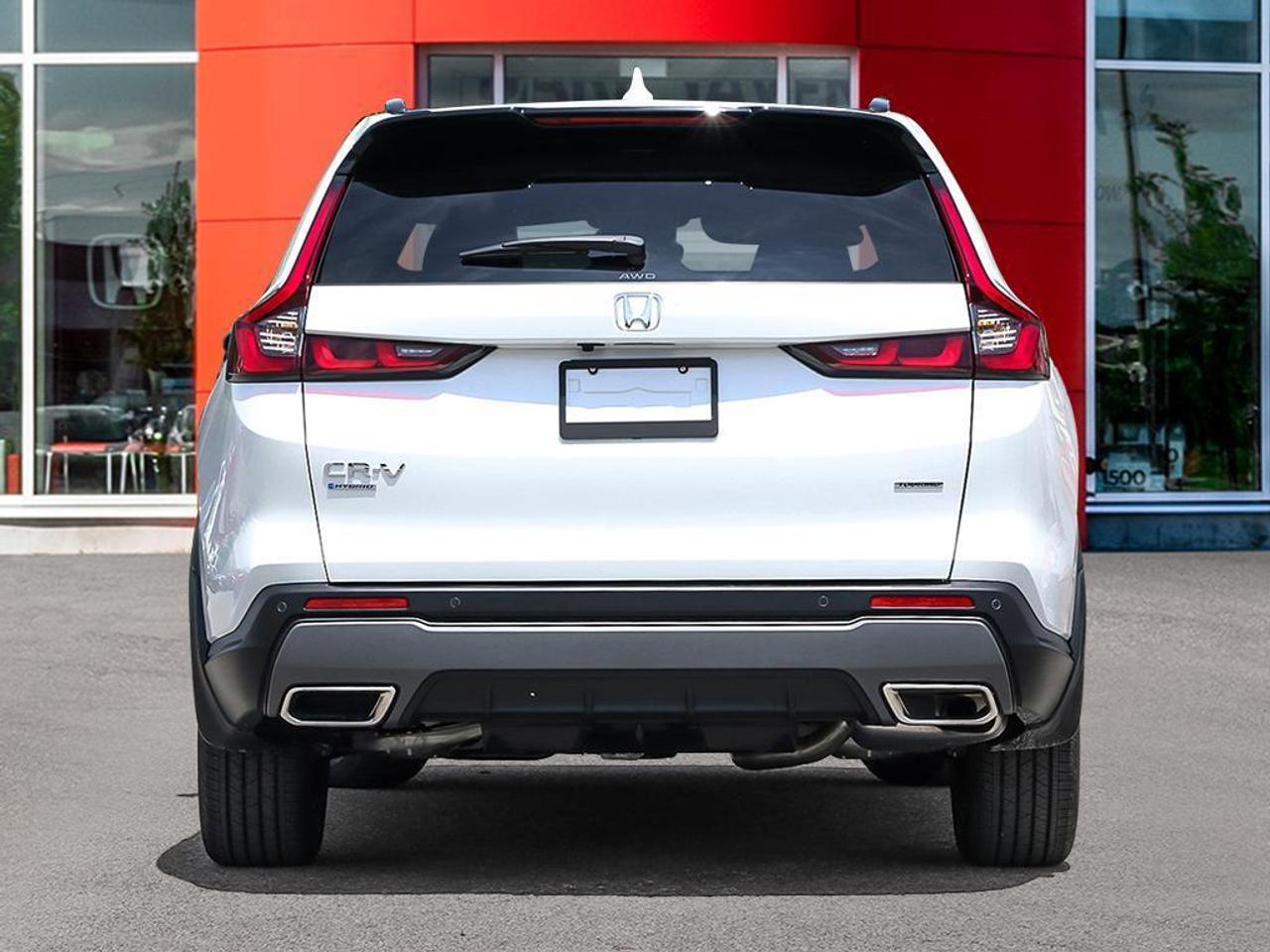 2026 Honda CR-V Hybrid Touring 4dr All-Wheel Drive Photo4