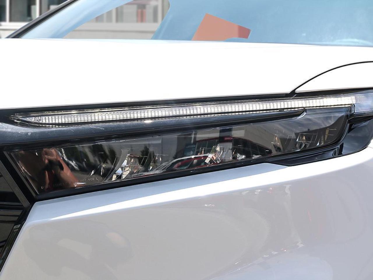 2026 Honda CR-V Hybrid Touring 4dr All-Wheel Drive Photo