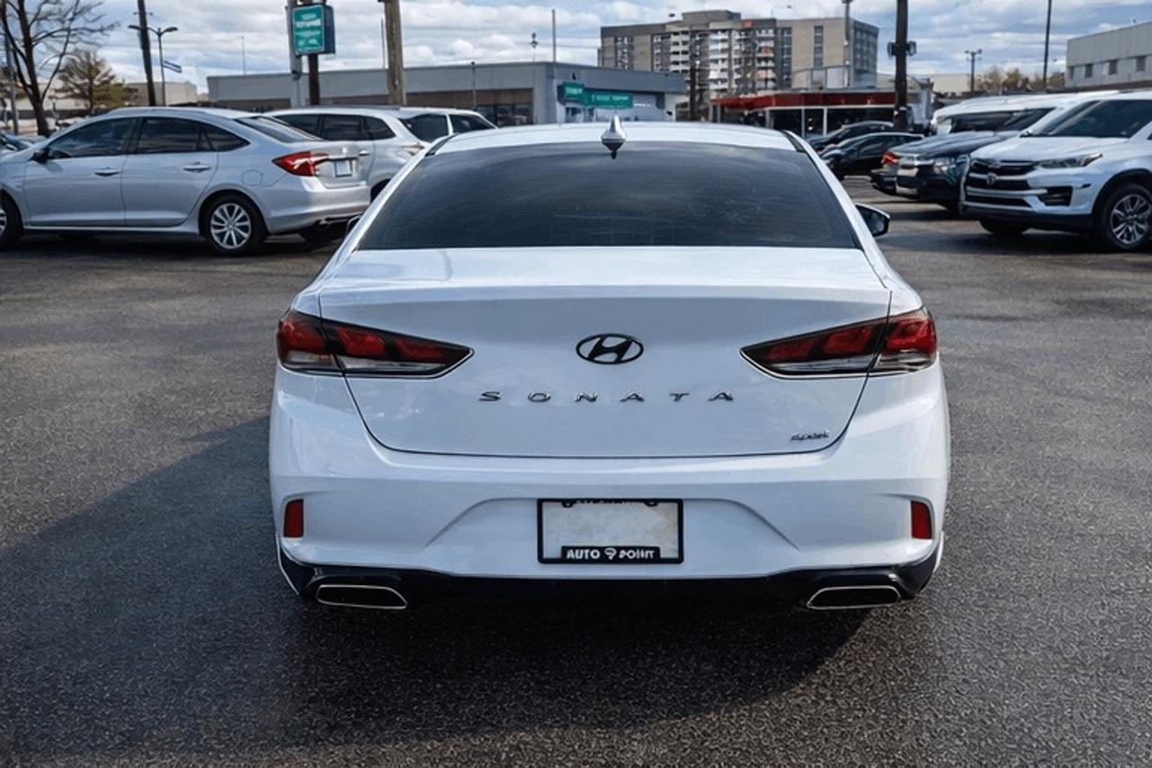 2019 Hyundai Sonata 2.4L Essential w/Sport Pkg Photo