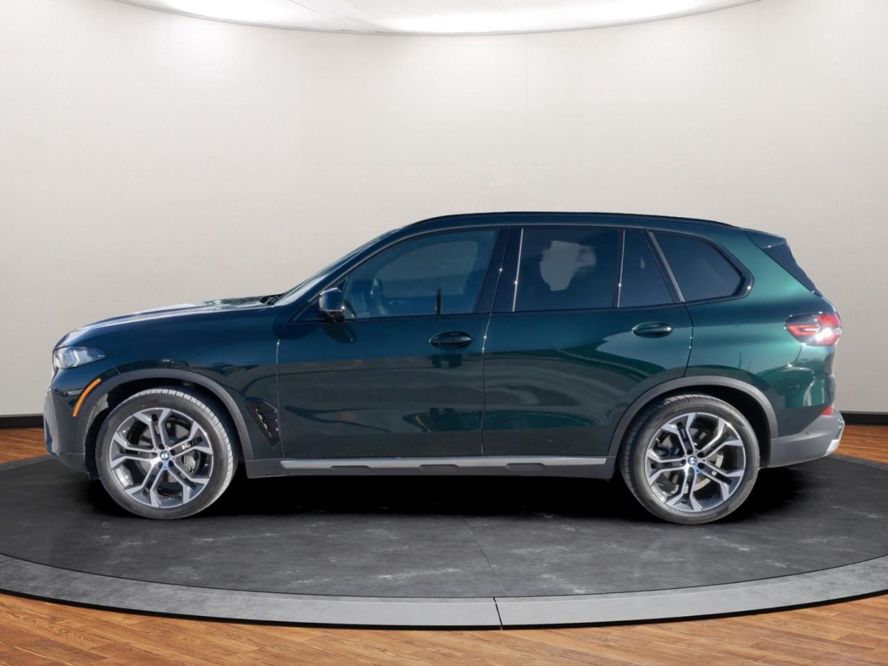 2025 BMW X5 xDrive40i Photo