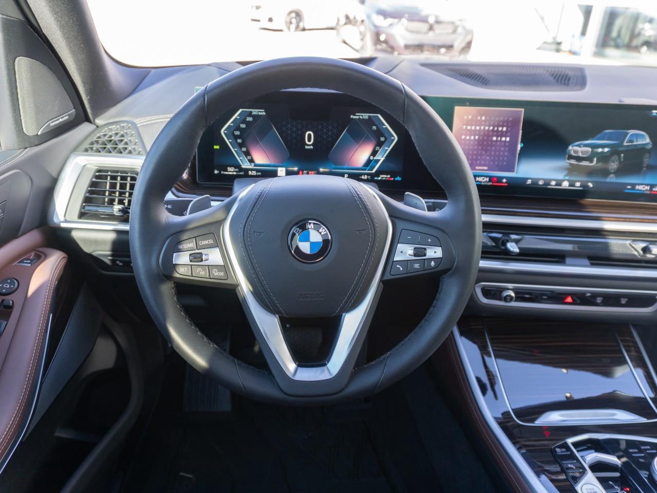 2025 BMW X5 xDrive40i Photo