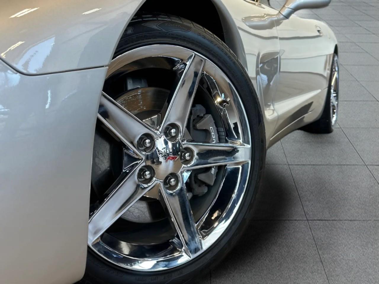 2002 Chevrolet Corvette Base 2dr Convertible Photo