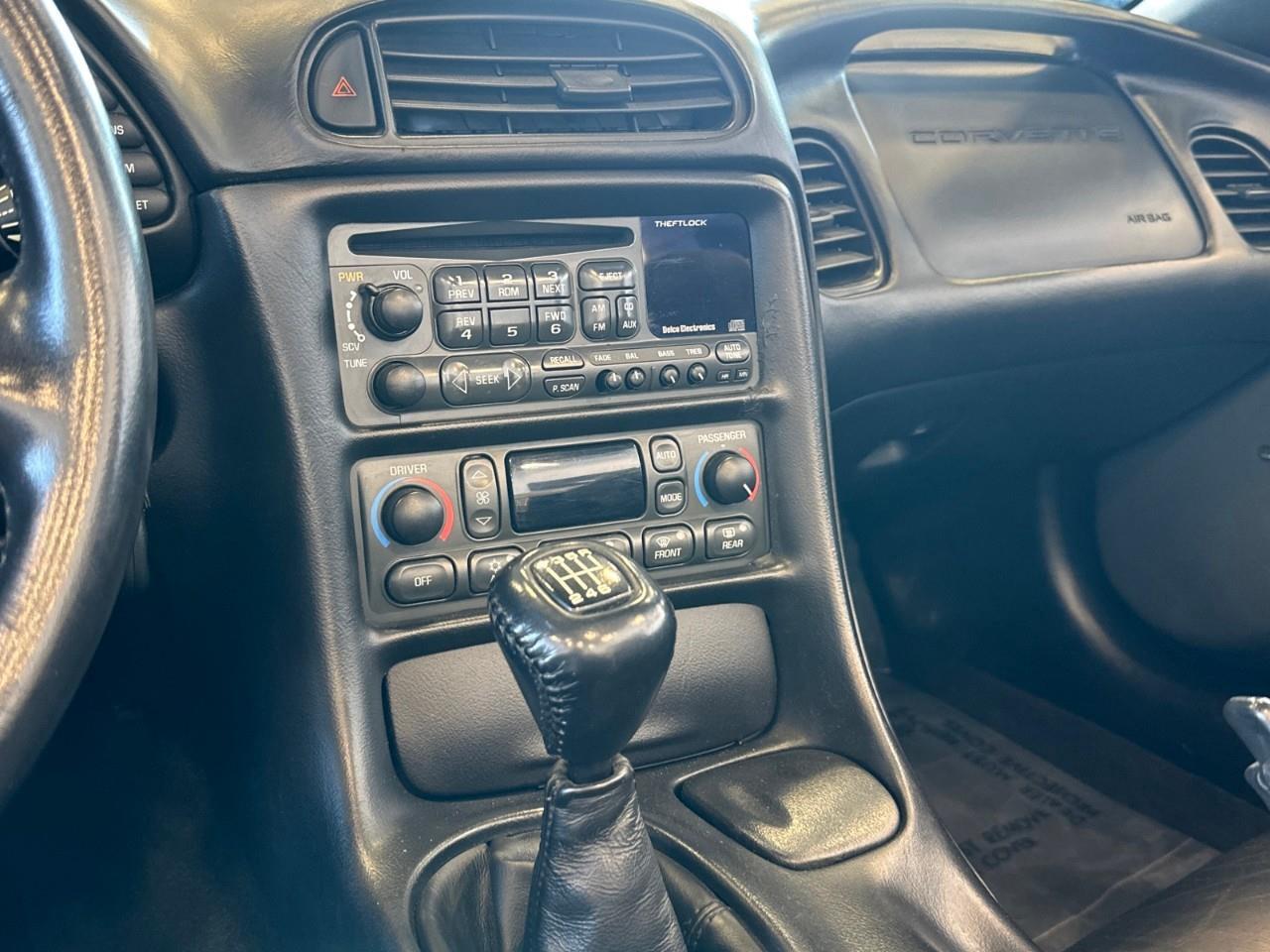 2002 Chevrolet Corvette Base 2dr Convertible Photo