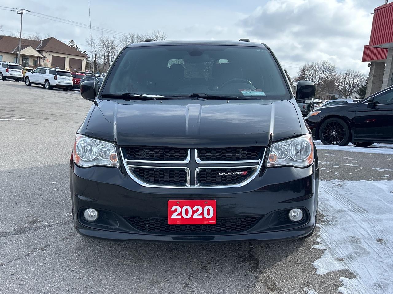 2020 Dodge Grand Caravan PREMIUM PLUS, CLEAN CARFAX, REMOTE START! Photo