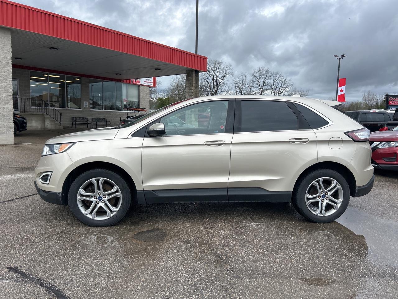 2017 Ford Edge TITANIUM, CLEAN CARFAX, AWD, REMOTE START! Photo