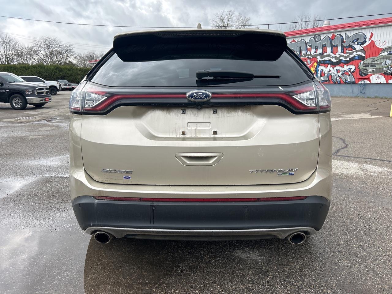 2017 Ford Edge TITANIUM, CLEAN CARFAX, AWD, REMOTE START! Photo4