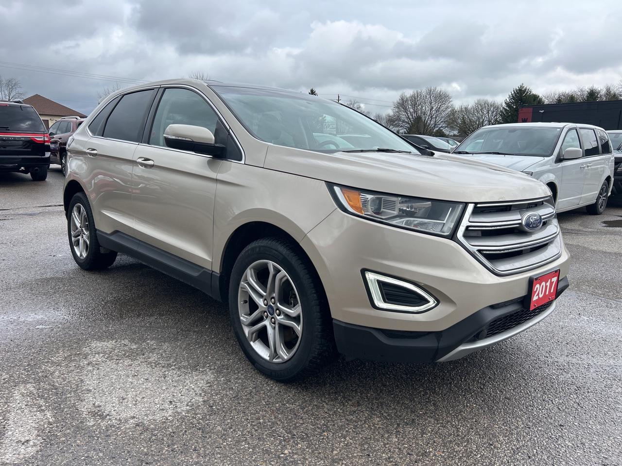 2017 Ford Edge TITANIUM, CLEAN CARFAX, AWD, REMOTE START! Photo