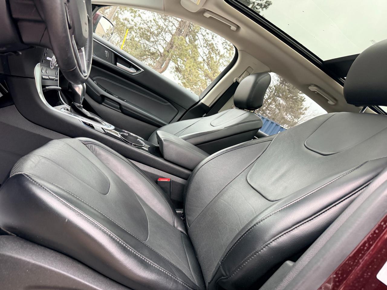 2018 Ford Edge TITANIUM 4DR ALL-WHEEL DRIVE Photo