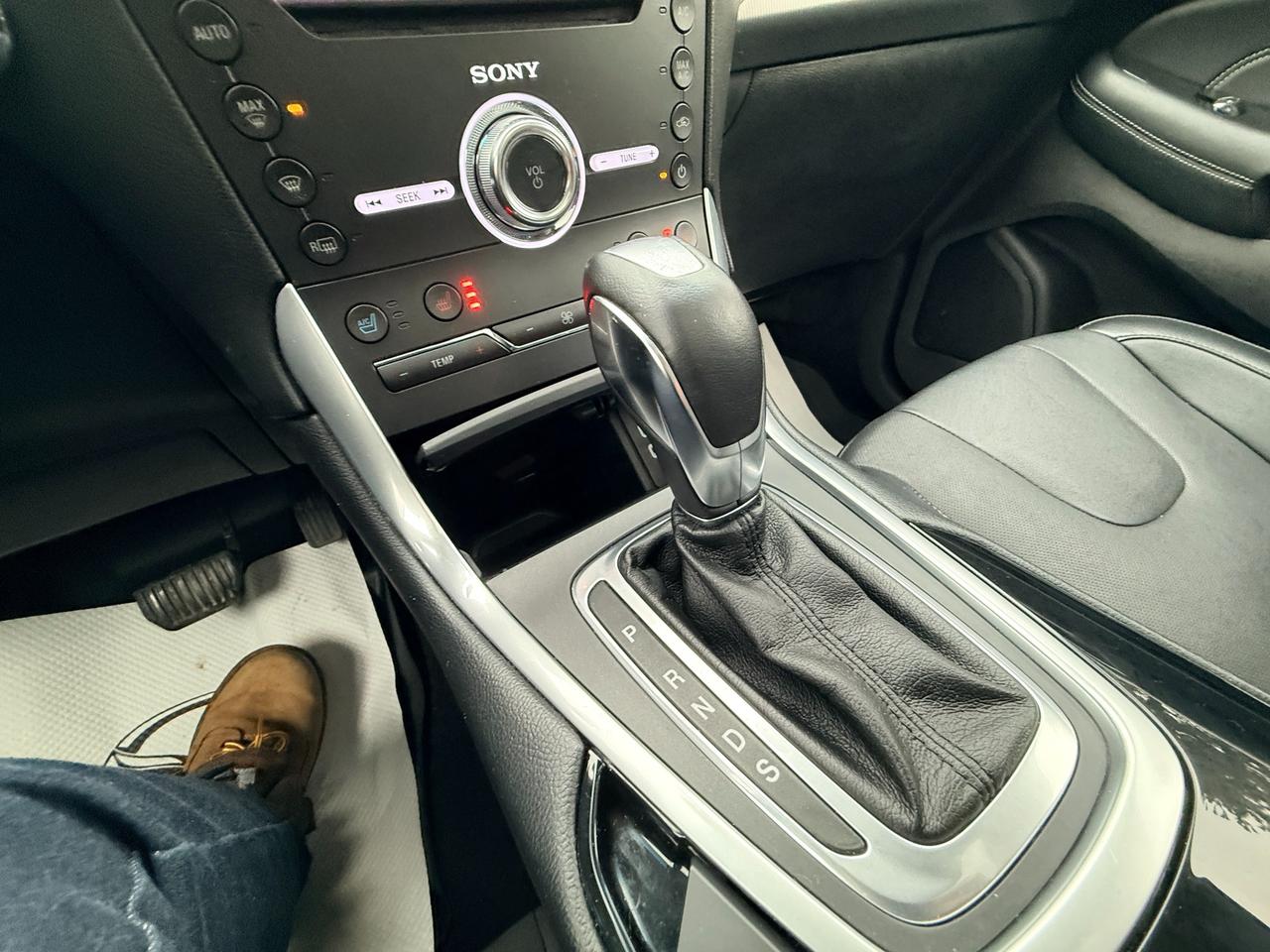 2018 Ford Edge TITANIUM 4DR ALL-WHEEL DRIVE Photo