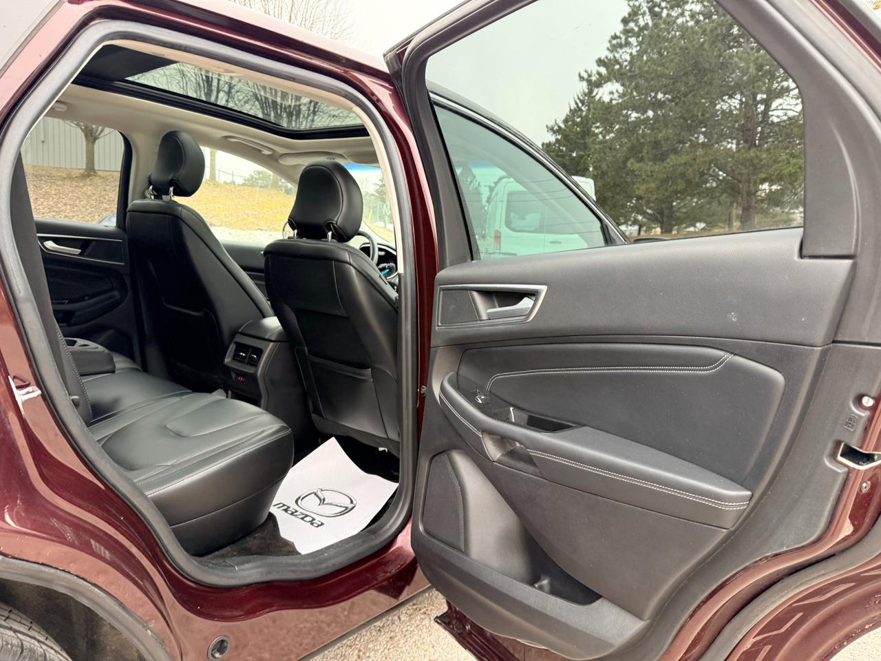 2018 Ford Edge TITANIUM 4DR ALL-WHEEL DRIVE Photo
