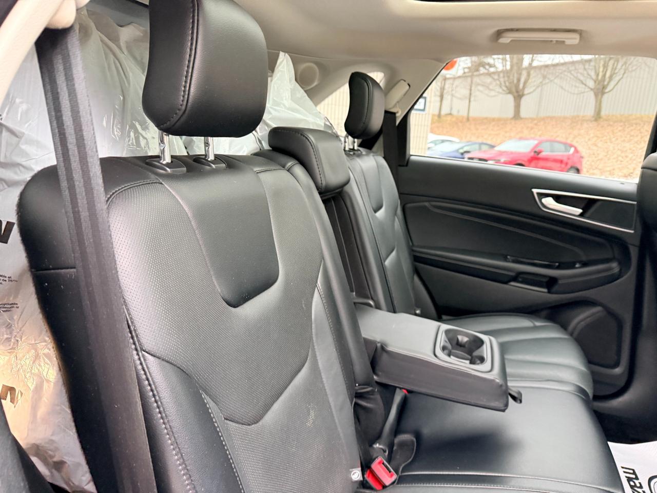 2018 Ford Edge TITANIUM 4DR ALL-WHEEL DRIVE Photo