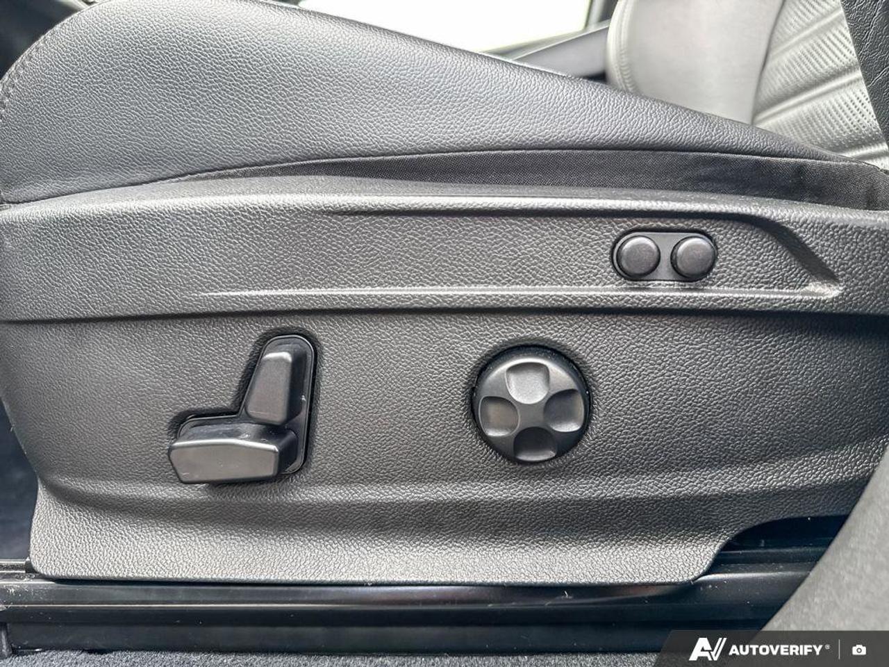 2018 Alfa Romeo Stelvio Ti Sport   LEATHER   SUNROOF   NAV Photo