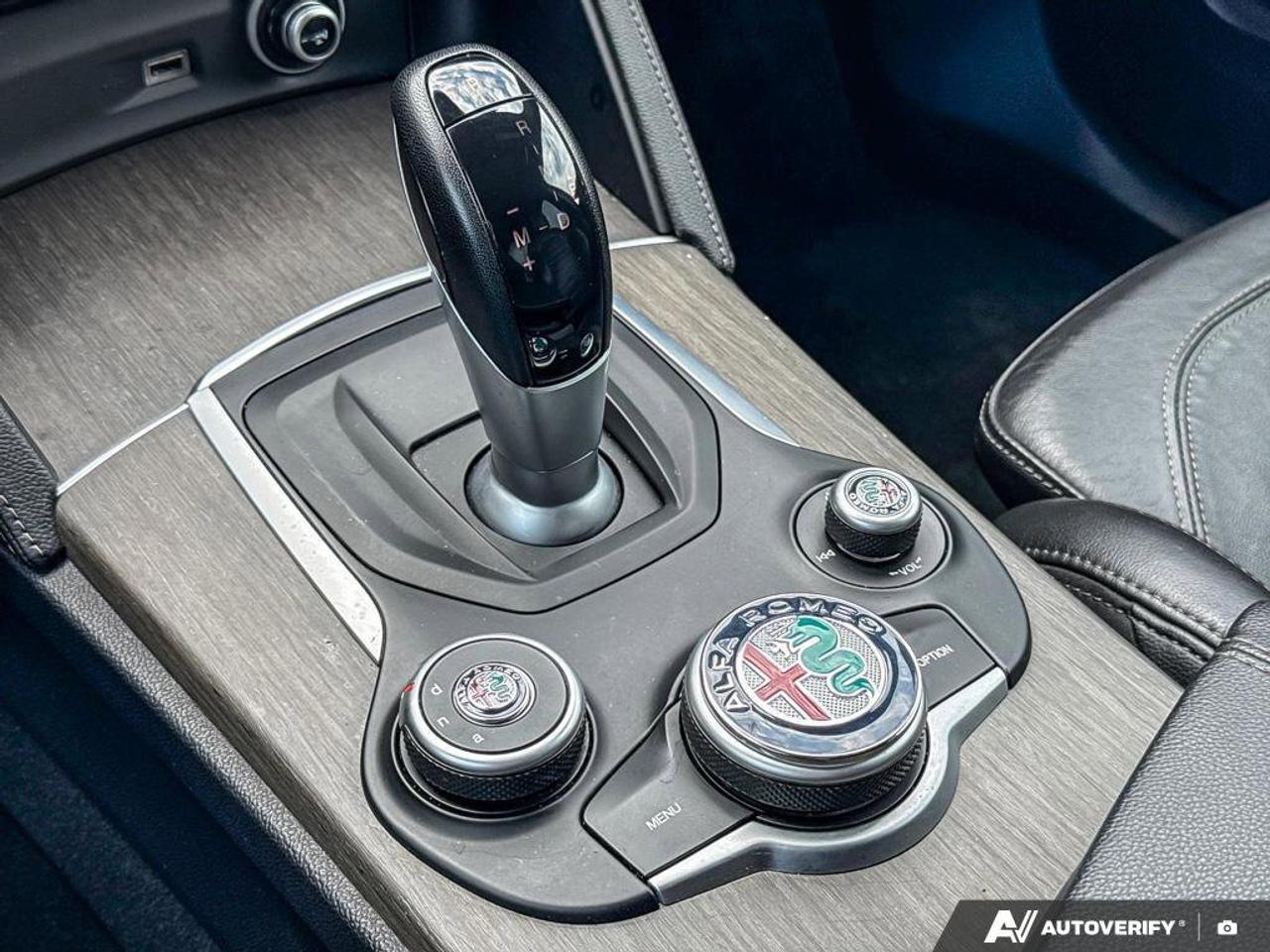 2018 Alfa Romeo Stelvio Ti Sport   LEATHER   SUNROOF   NAV Photo