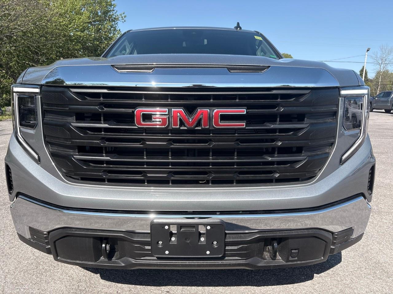2026 GMC Sierra 1500 Double Cab Standard Box 4-Wheel Drive Pro Photo