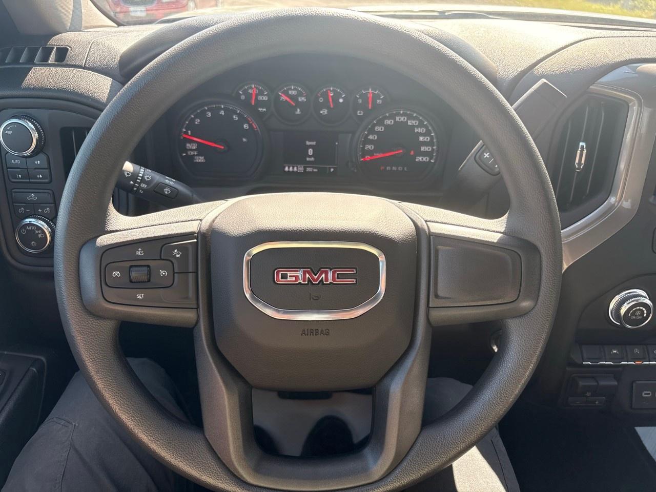 2026 GMC Sierra 1500 Double Cab Standard Box 4-Wheel Drive Pro Photo