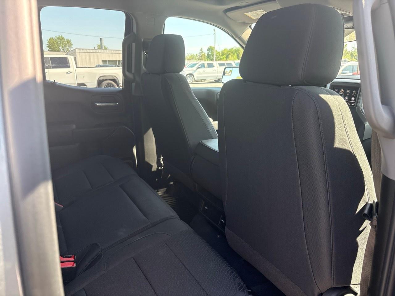 2026 GMC Sierra 1500 Double Cab Standard Box 4-Wheel Drive Pro Photo