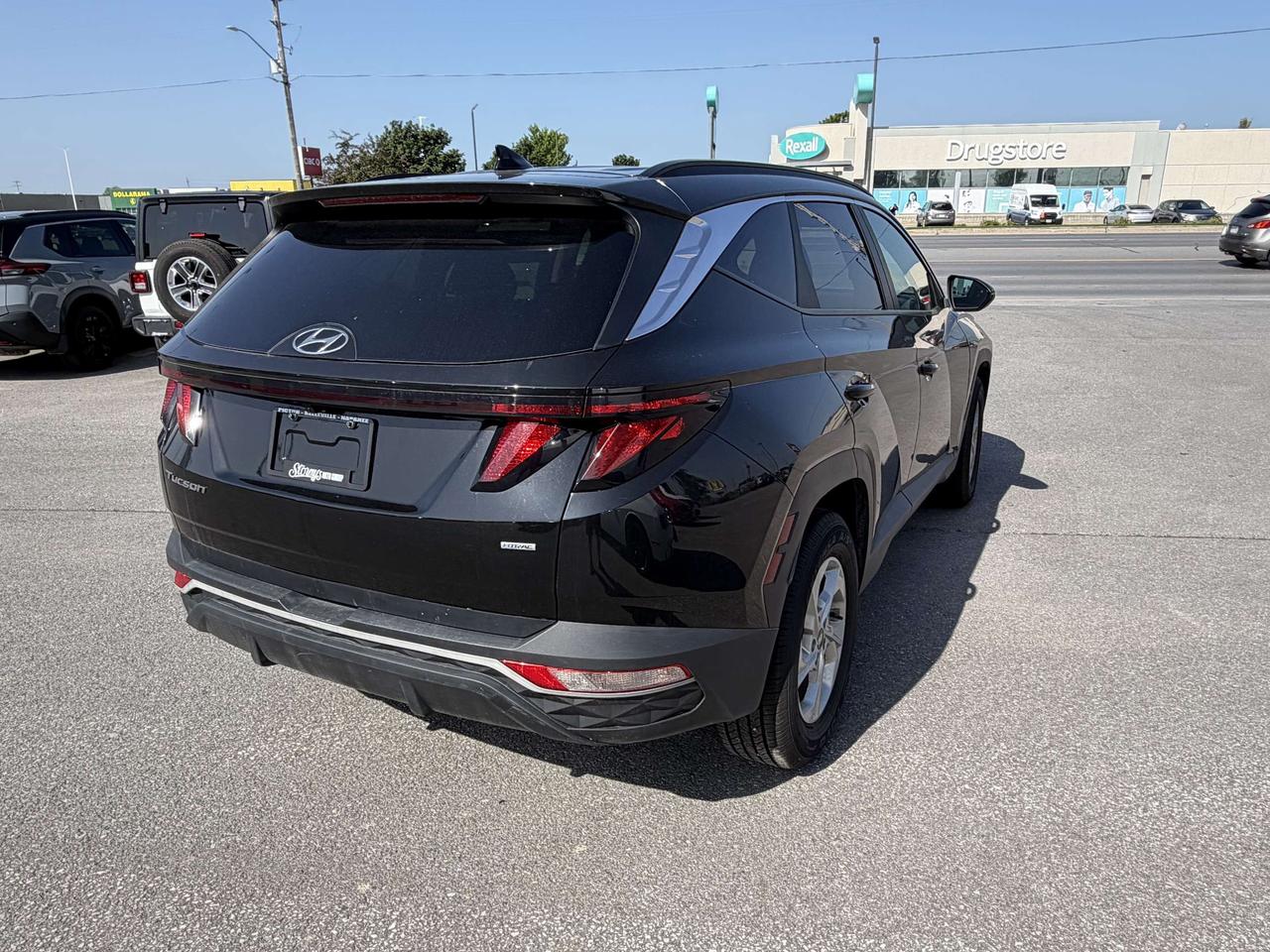 2024 Hyundai Tucson Preferred **CALL BELLEVILLE@613-961-8848** Photo