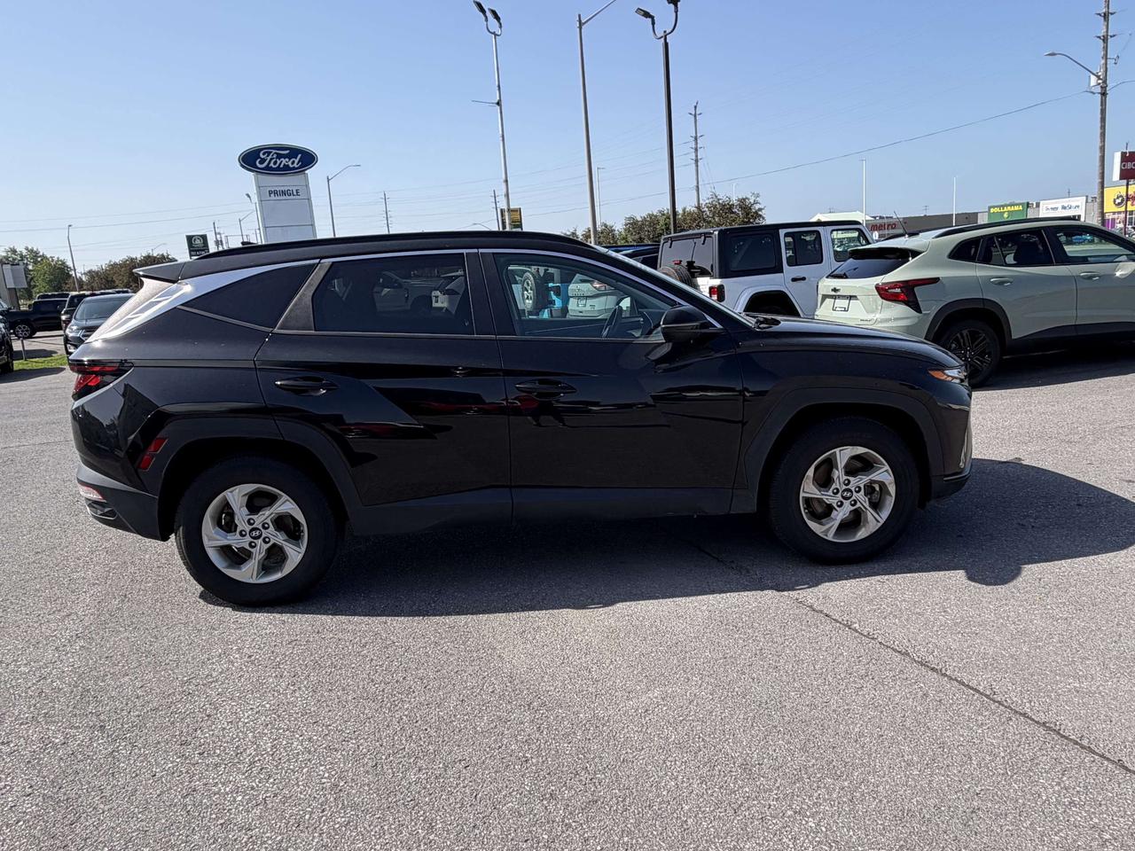 2024 Hyundai Tucson Preferred **CALL BELLEVILLE@613-961-8848** Photo