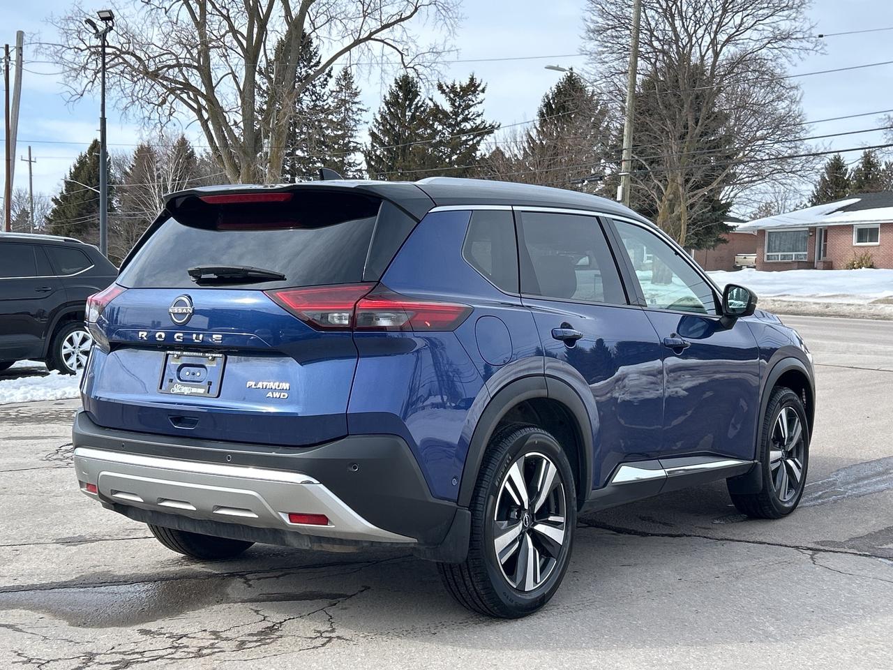 2022 Nissan Rogue Platinum Photo4