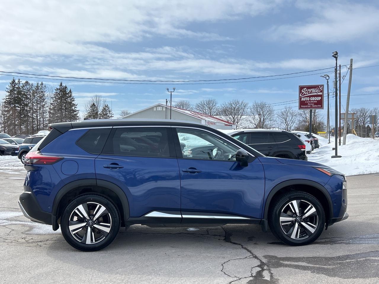 2022 Nissan Rogue Platinum Photo