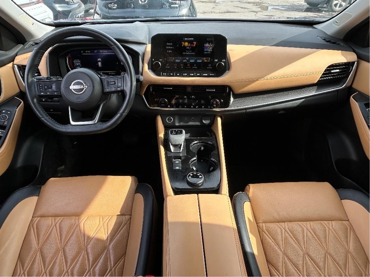 2022 Nissan Rogue Platinum Photo