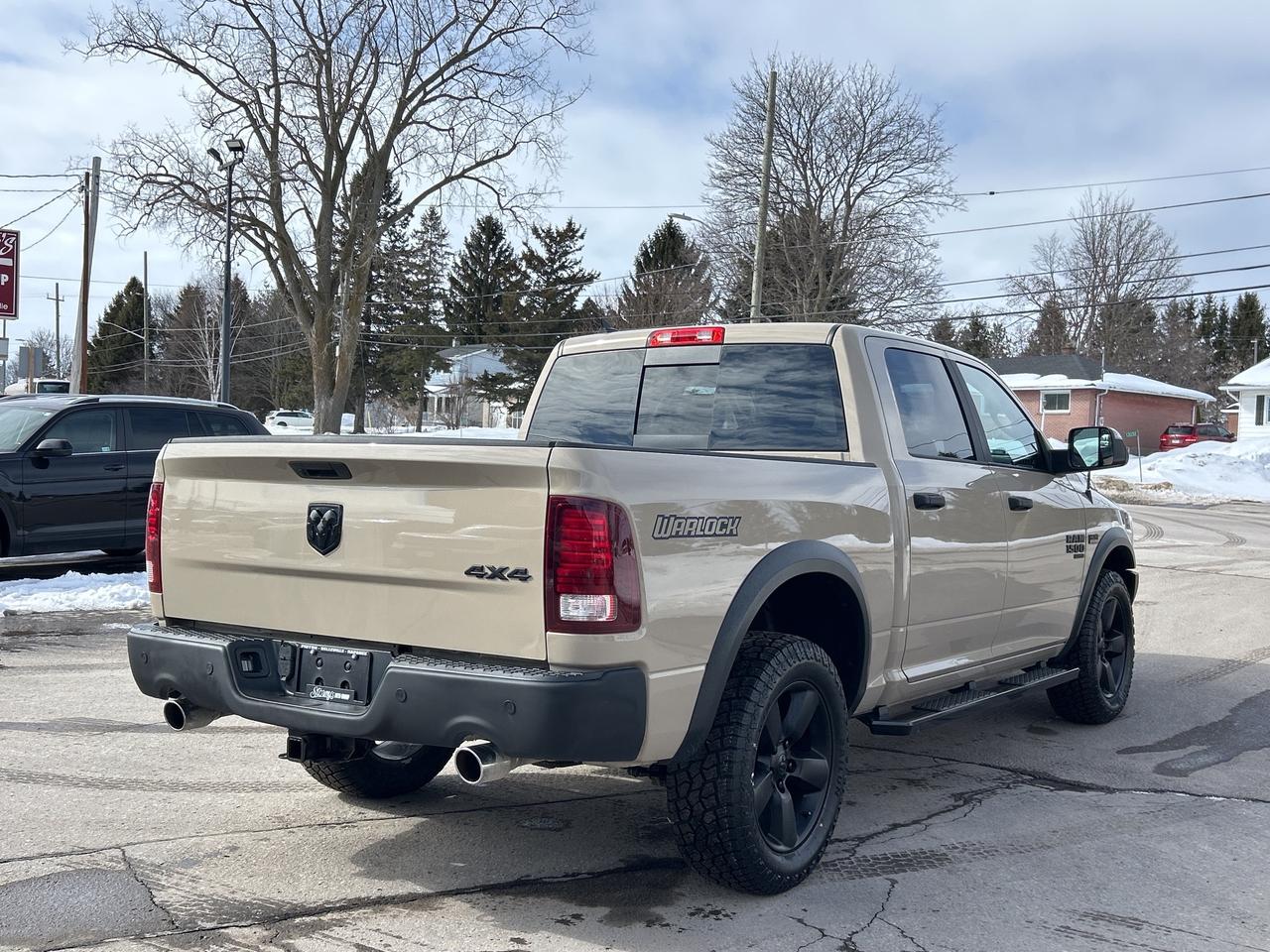 2019 RAM 1500 Classic WARLOCK Photo4