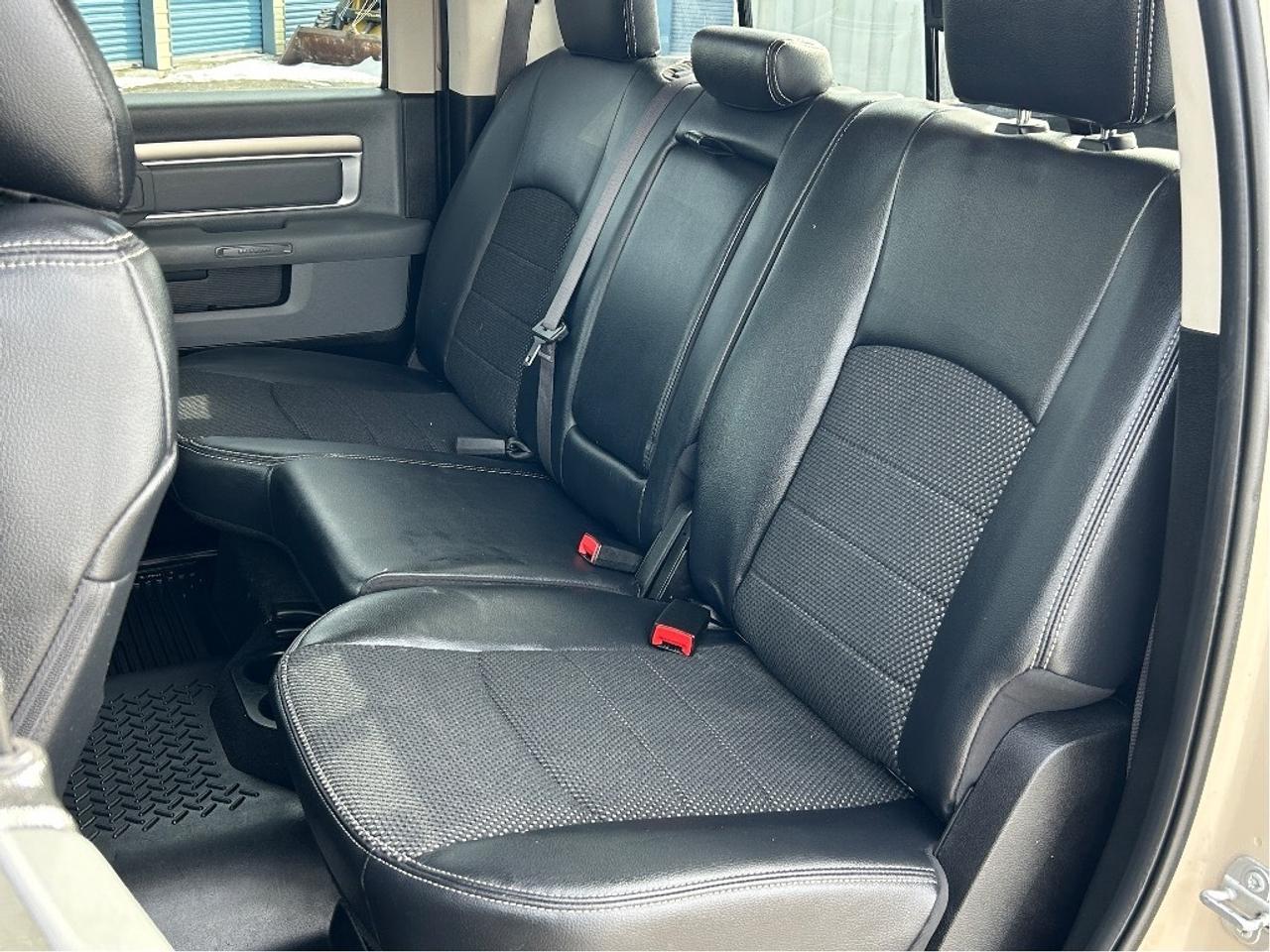 2019 RAM 1500 Classic WARLOCK Photo