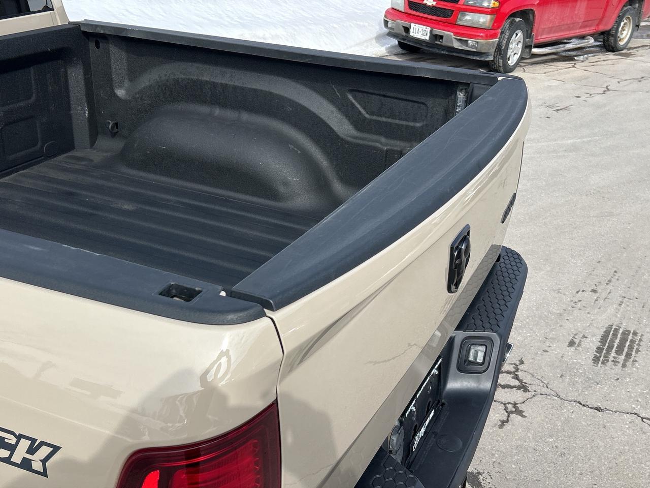 2019 RAM 1500 Classic WARLOCK Photo