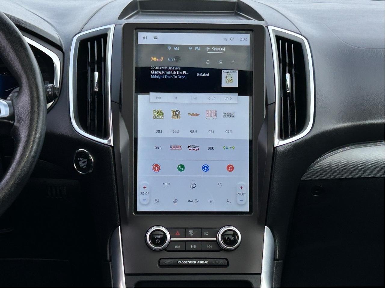 2021 Ford Edge Titanium Photo