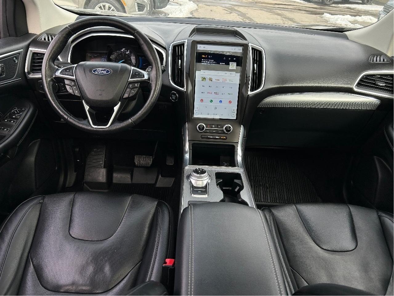 2021 Ford Edge Titanium Photo