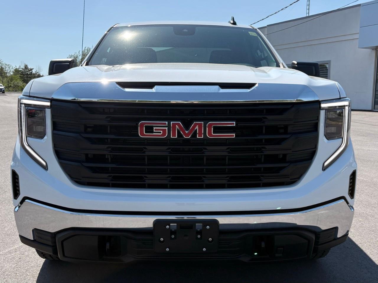 2026 GMC Sierra 1500 Double Cab Standard Box 4-Wheel Drive Pro Photo0