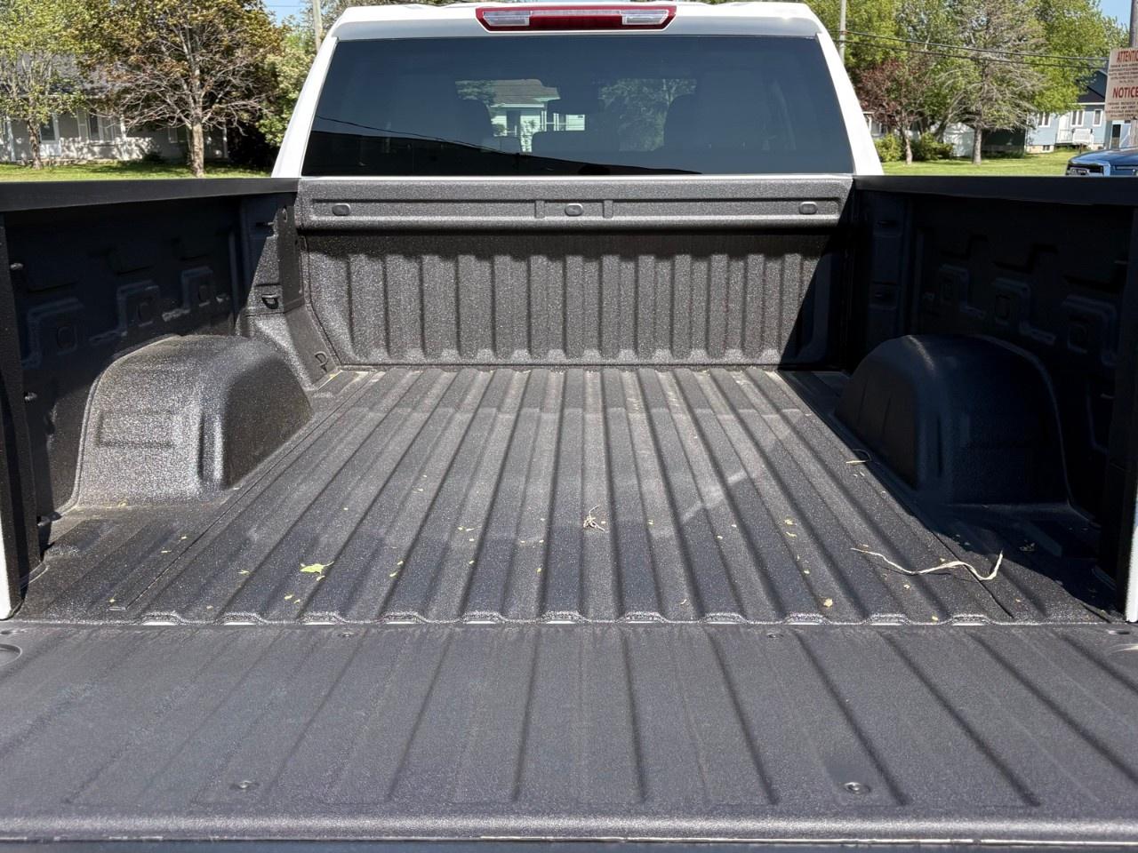 2026 GMC Sierra 1500 Double Cab Standard Box 4-Wheel Drive Pro Photo