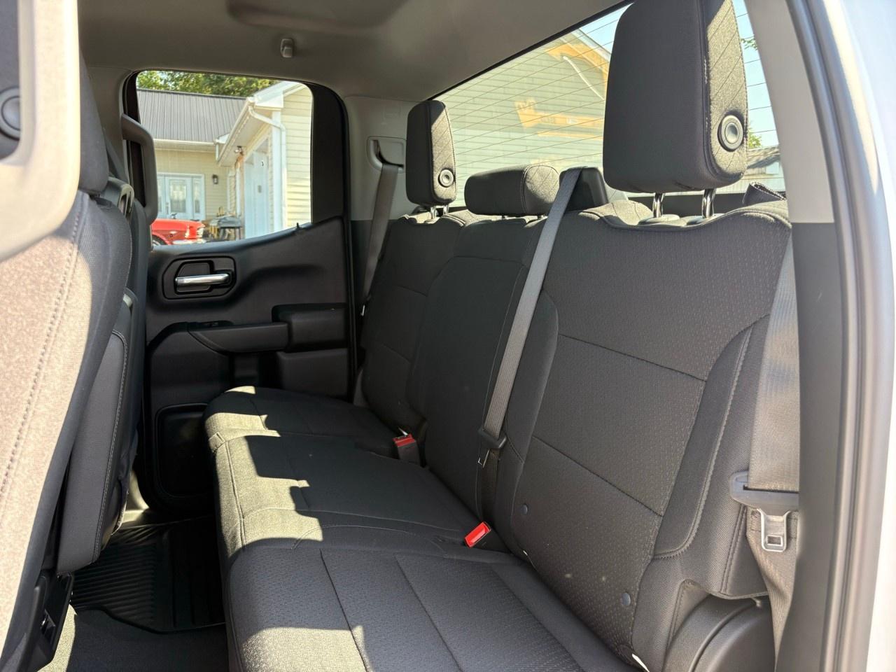 2026 GMC Sierra 1500 Double Cab Standard Box 4-Wheel Drive Pro Photo