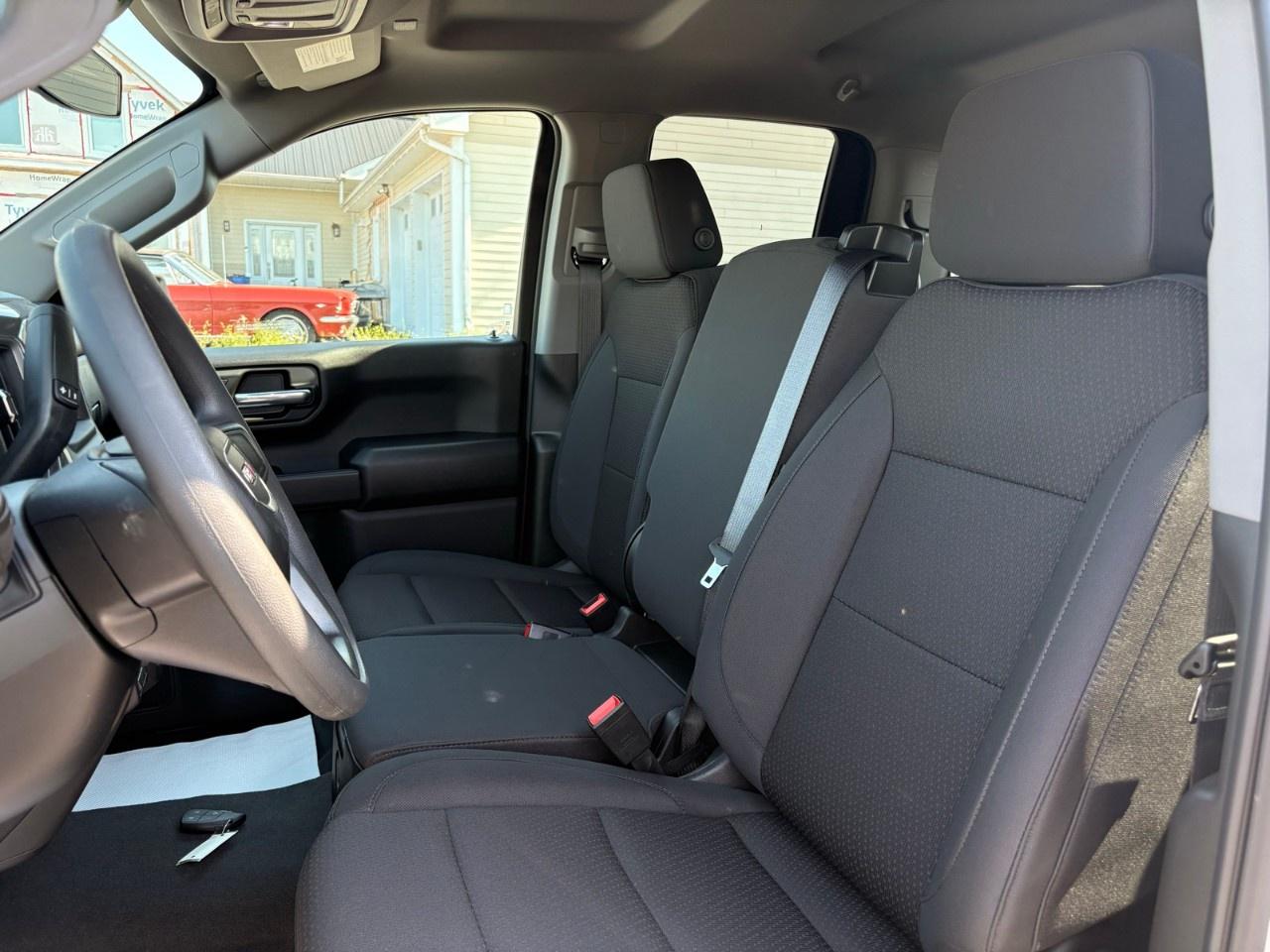 2026 GMC Sierra 1500 Double Cab Standard Box 4-Wheel Drive Pro Photo