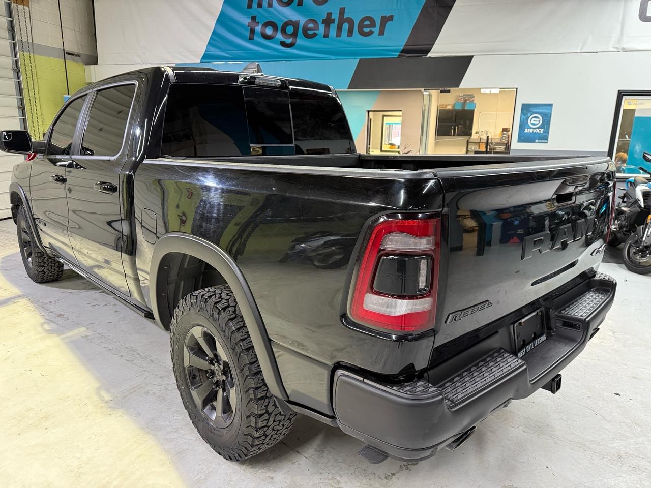 2021 RAM 1500 REBEL   CREW CAB  PONO ROOF   NAVI   HEAD UP DISPL Photo