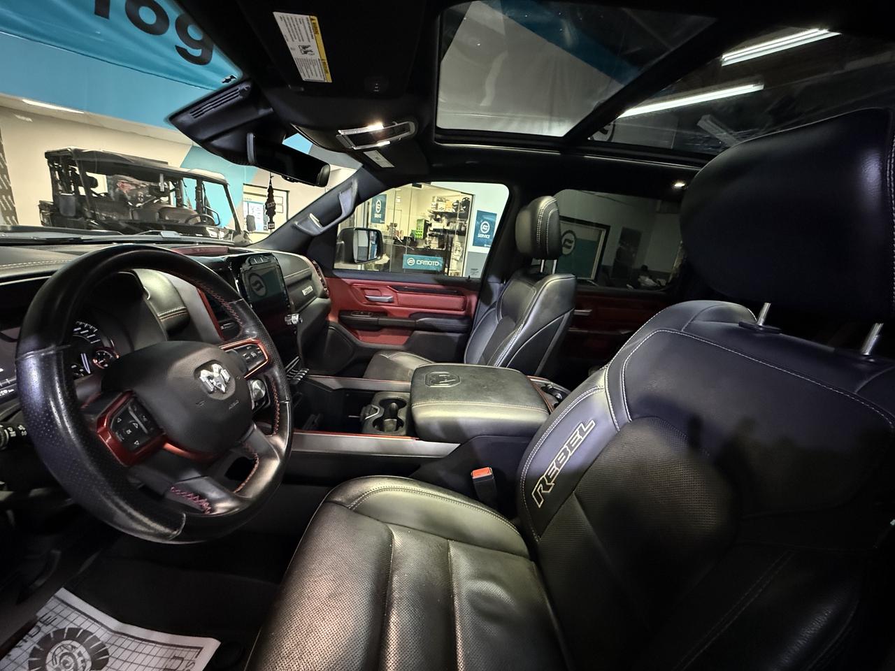 2021 RAM 1500 REBEL   CREW CAB  PONO ROOF   NAVI   HEAD UP DISPL Photo