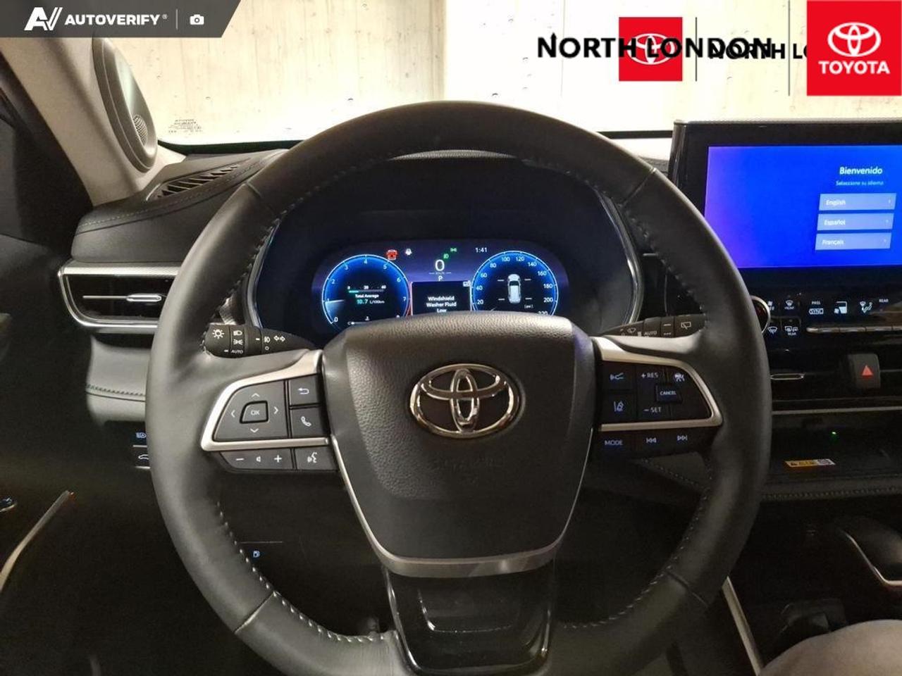 2024 Toyota Highlander  Photo