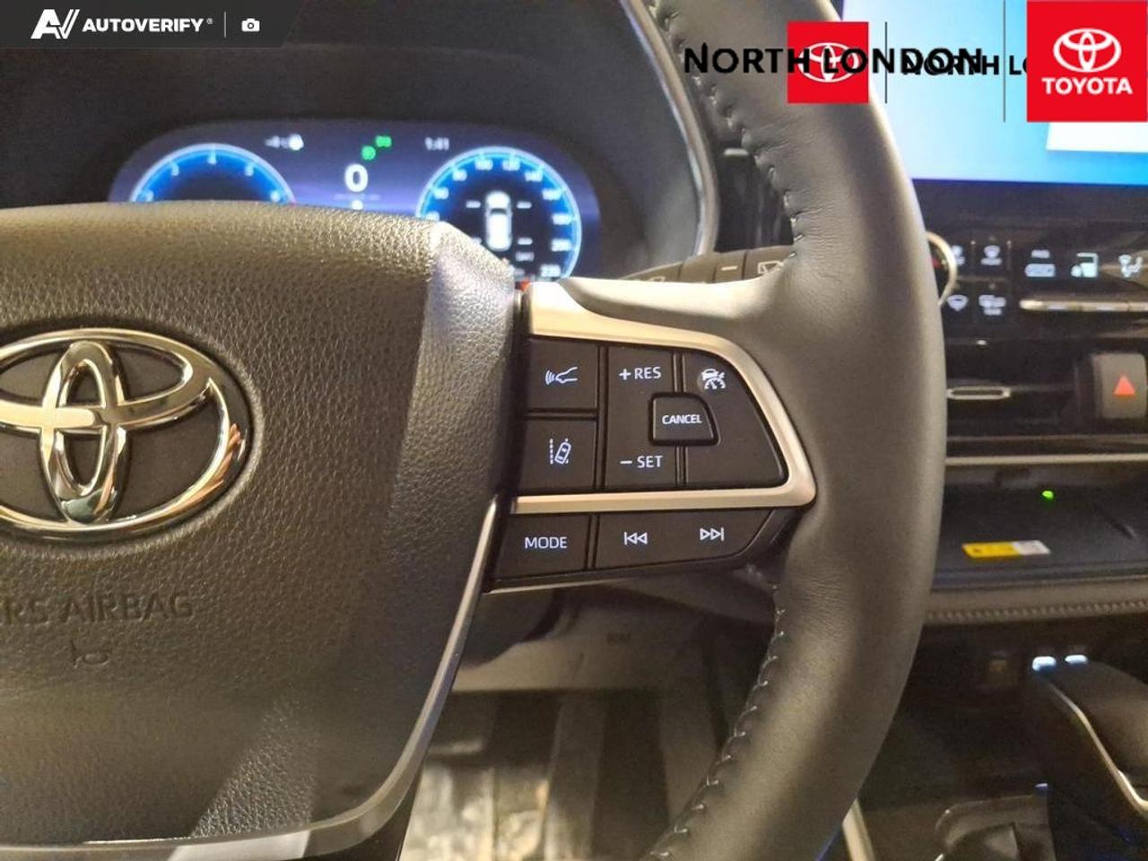 2024 Toyota Highlander  Photo