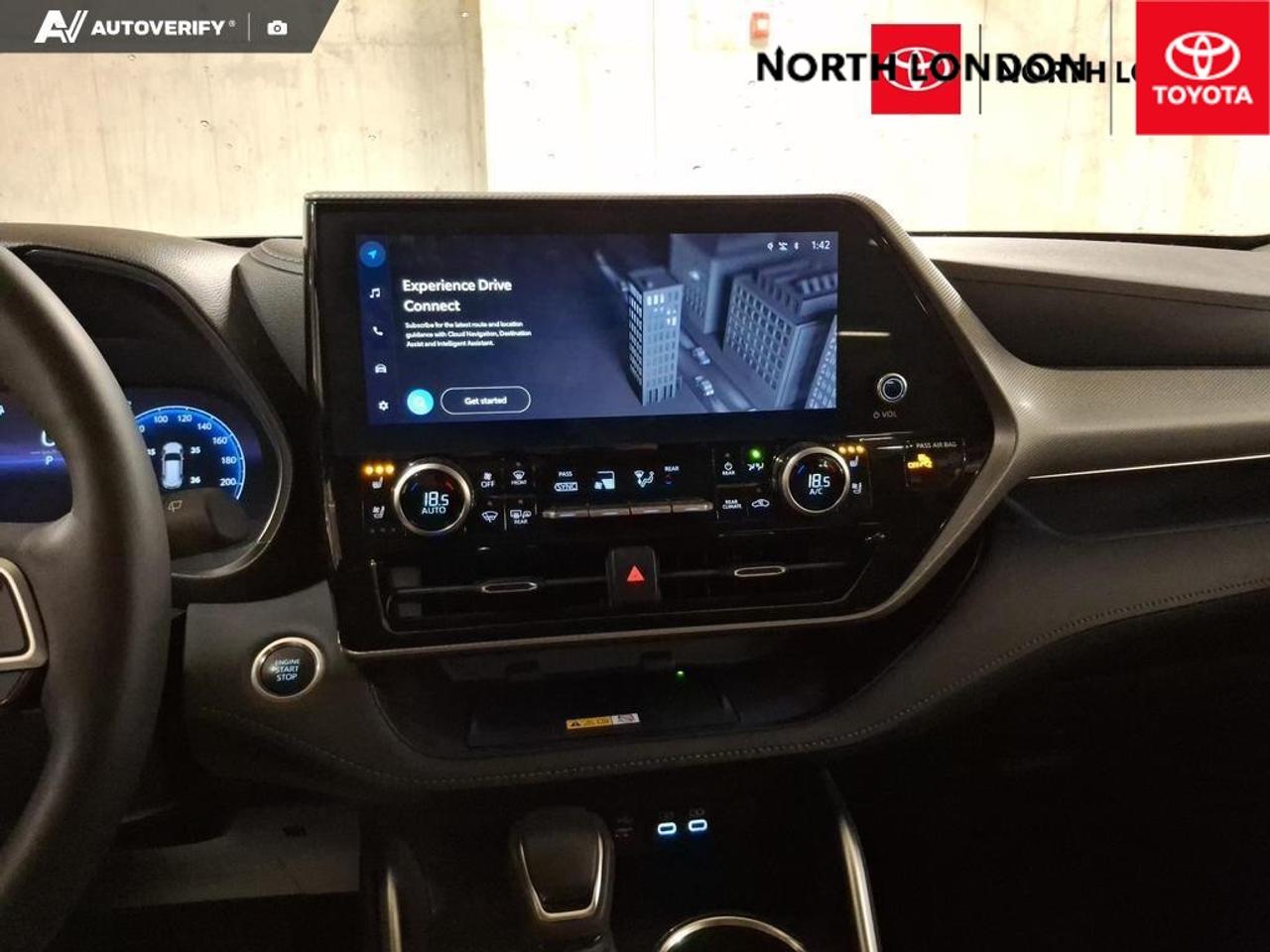 2024 Toyota Highlander  Photo