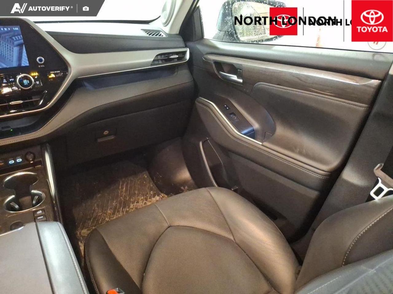 2024 Toyota Highlander  Photo