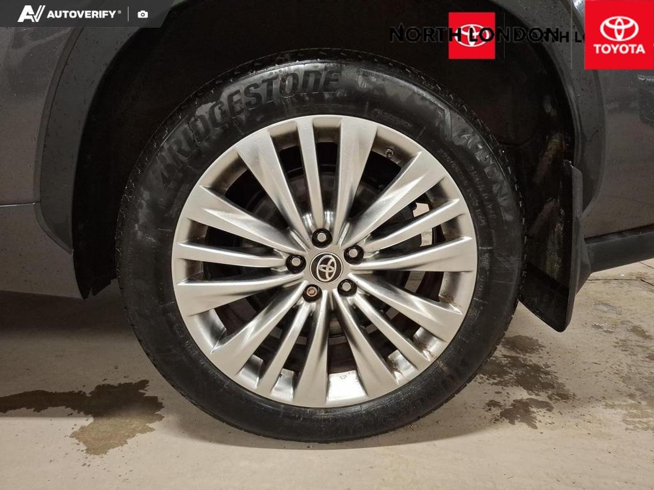 2024 Toyota Highlander  Photo