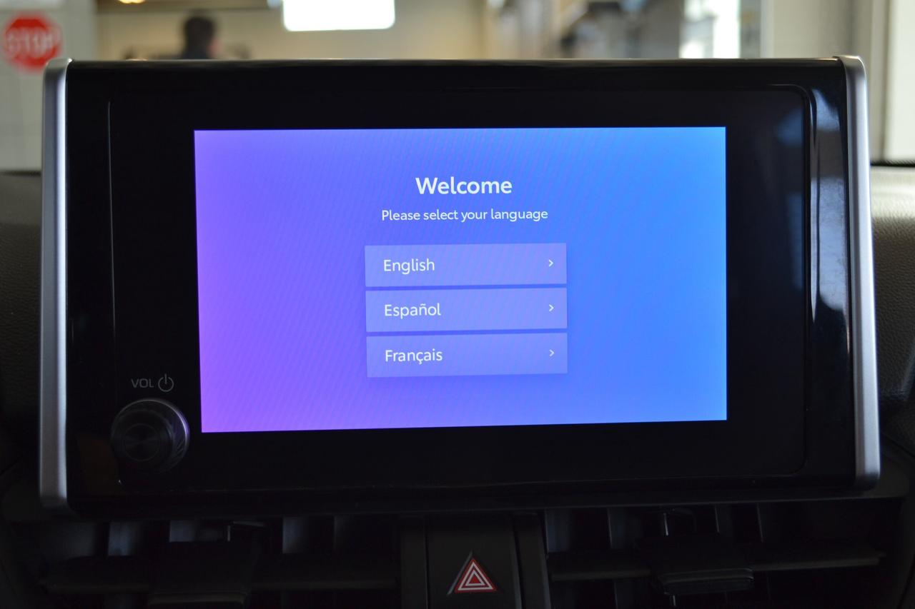 2023 Toyota RAV4 Hybrid LE Photo