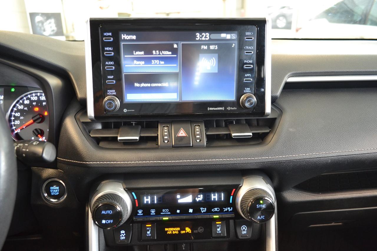 2022 Toyota RAV4 XLE Photo