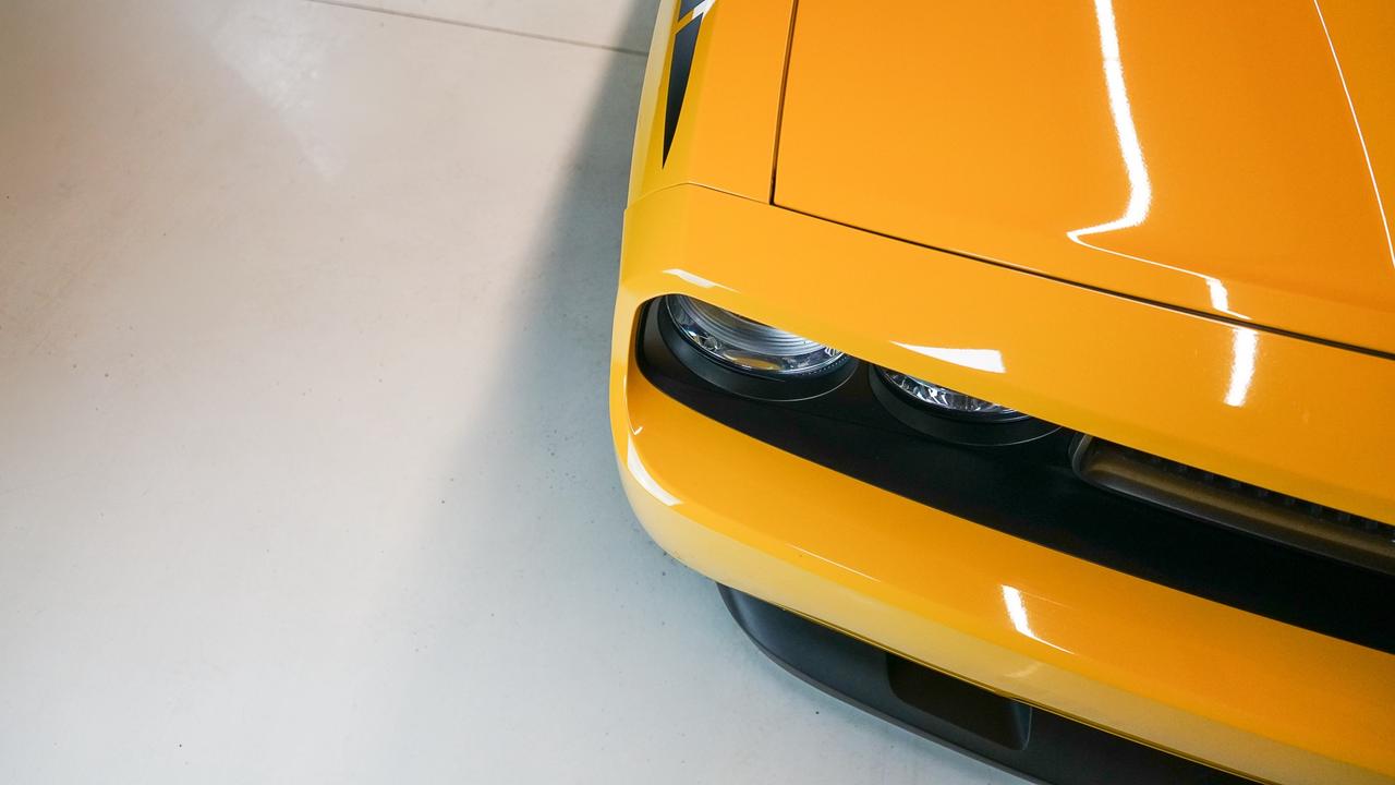 2010 Dodge Challenger 2dr Cpe Srt8 Photo