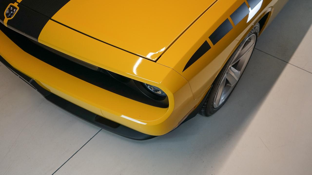 2010 Dodge Challenger 2dr Cpe Srt8 Photo