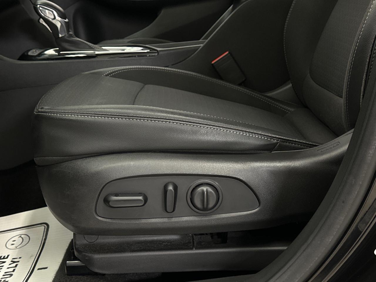 2022 Buick Encore GX Preferred All-Wheel Drive Photo
