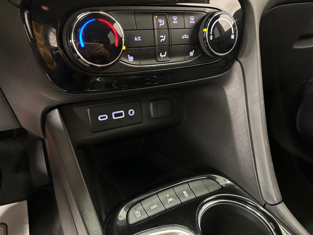 2022 Buick Encore GX Preferred All-Wheel Drive Photo