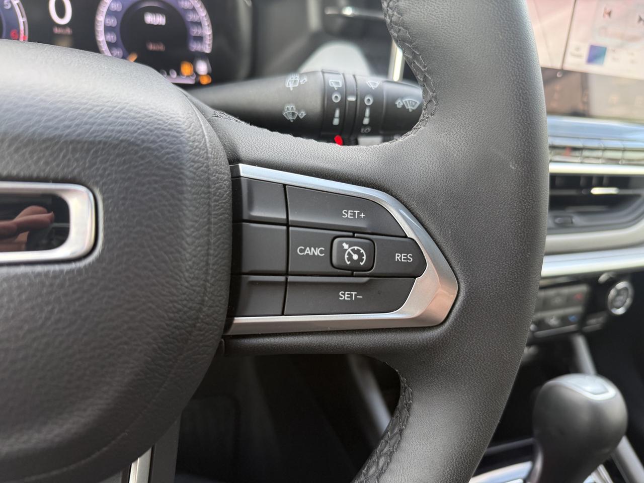 2024 Jeep Compass Limited 4x4 - Power Liftgate - Navigation Photo